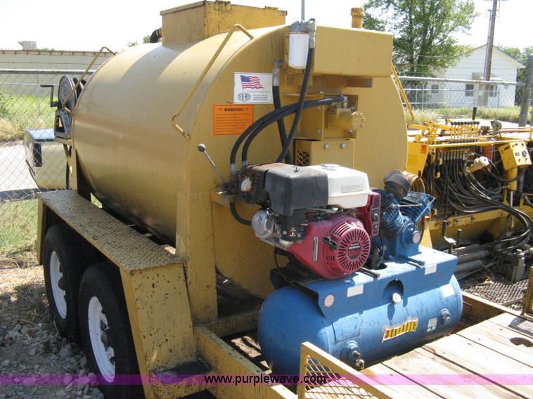 image for item A4361 2005 Seal-rite tandem axle trailer