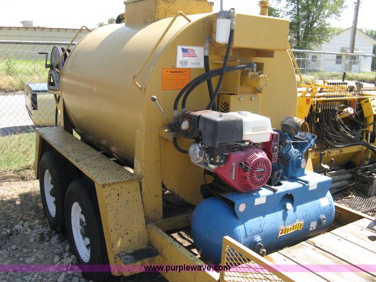 image for item A4361 2005 Seal-rite tandem axle trailer