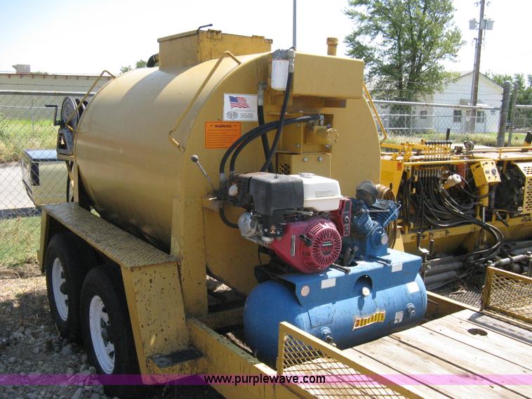 image for item A4361 2005 Seal-rite tandem axle trailer