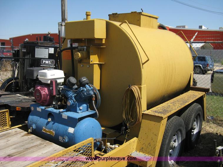 image for item A4361 2005 Seal-rite tandem axle trailer