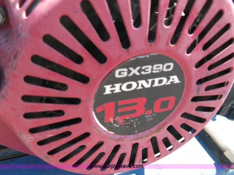 image for item A4361 2005 Seal-rite tandem axle trailer