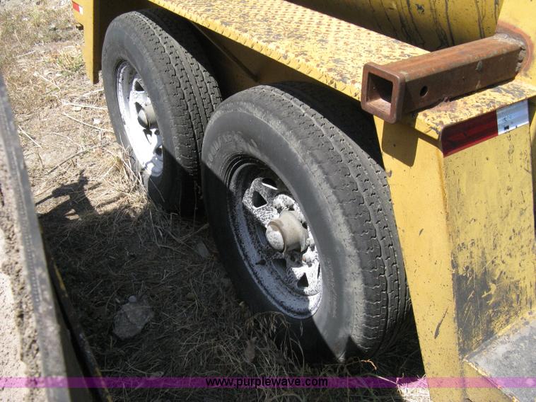 image for item A4361 2005 Seal-rite tandem axle trailer