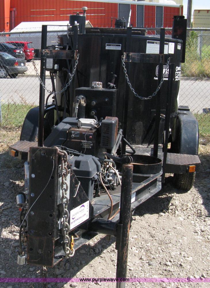 image for item A4362 2001 Crafco 1 Ton Poly Patch applicator