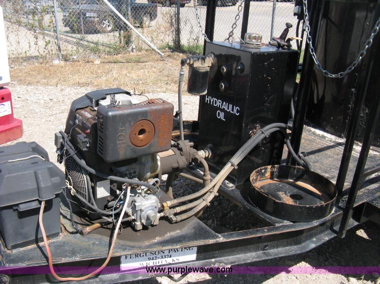 image for item A4362 2001 Crafco 1 Ton Poly Patch applicator