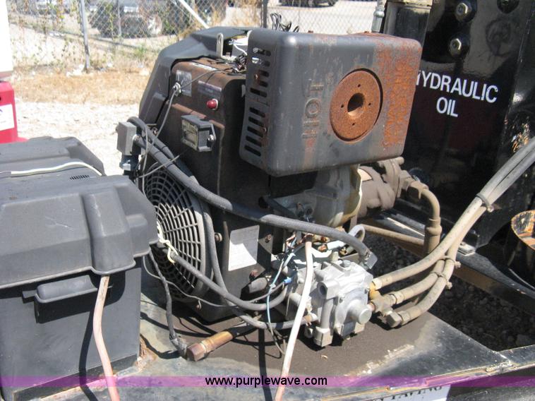 image for item A4362 2001 Crafco 1 Ton Poly Patch applicator