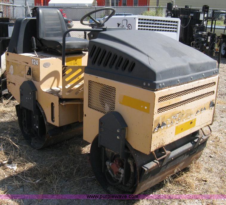 image for item A4364 Stone WP3100 vibratory roller