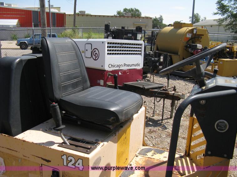 image for item A4364 Stone WP3100 vibratory roller