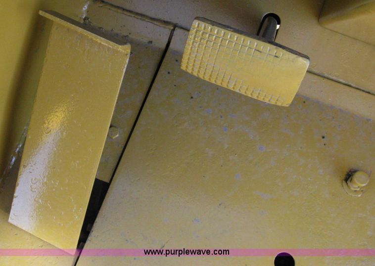 image for item A4371 1985 Case 586D rough terrain forklift