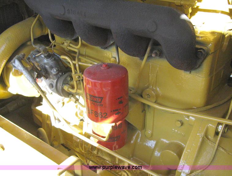 image for item A4371 1985 Case 586D rough terrain forklift