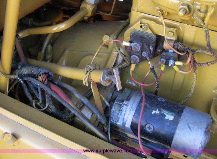 image for item A4371 1985 Case 586D rough terrain forklift