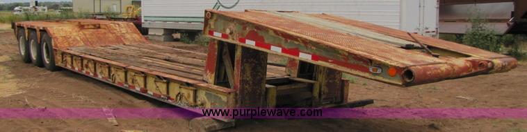 image for item A4633 1979 Hyster 45' 50 ton equipment trailer