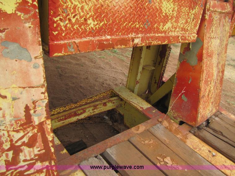 image for item A4633 1979 Hyster 45' 50 ton equipment trailer