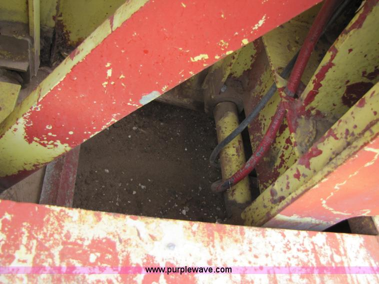 image for item A4633 1979 Hyster 45' 50 ton equipment trailer