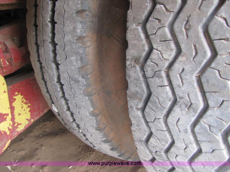 image for item A4633 1979 Hyster 45' 50 ton equipment trailer