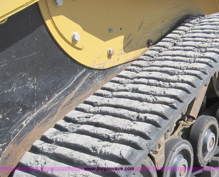 image for item A8086 2007 Caterpillar 257B track skid steer