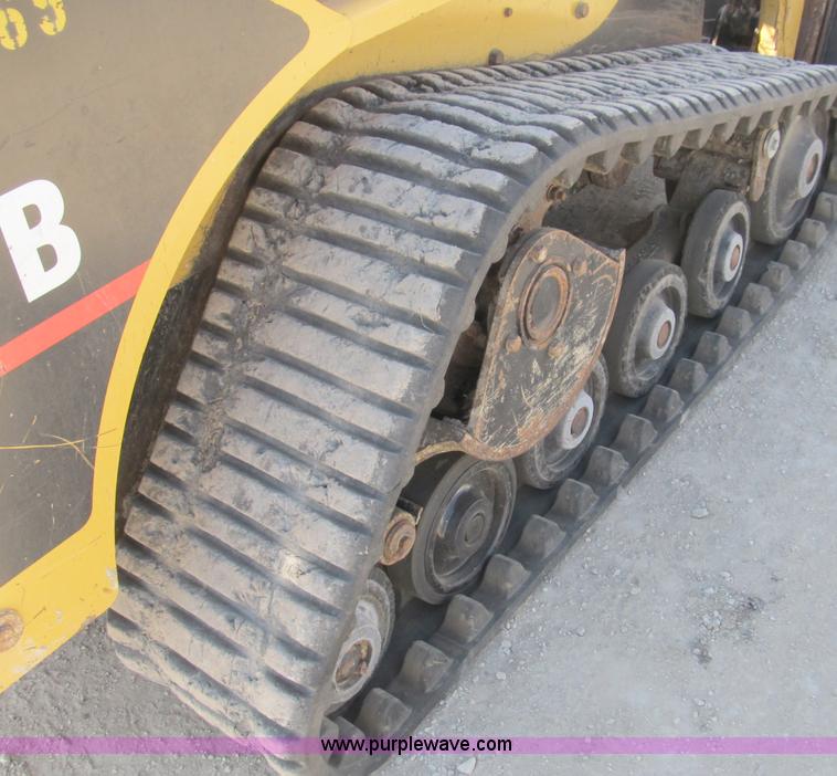 image for item A8086 2007 Caterpillar 257B track skid steer