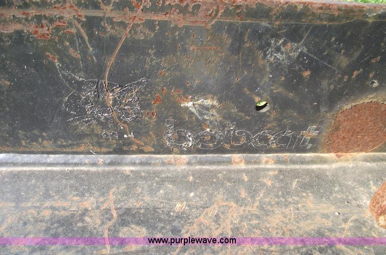 image for item B9153 3,500 lb Bobcat breaker