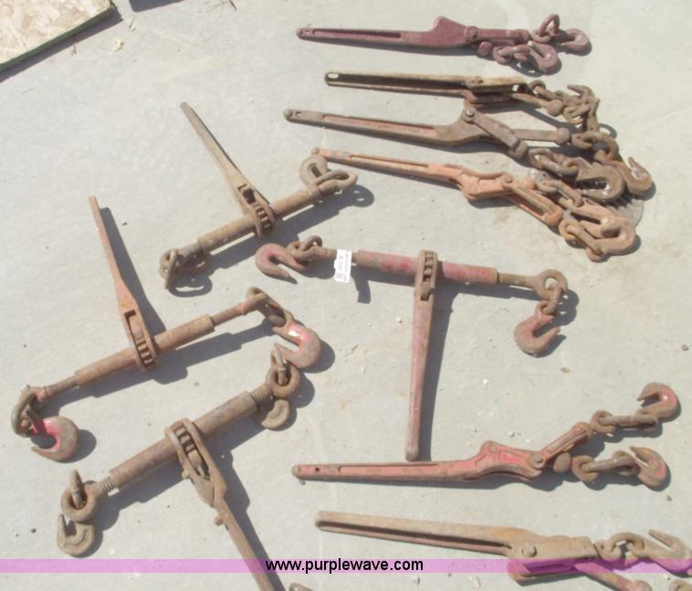 (12) assorted chain boomers in Liberty, MO Item B9164 sold Purple Wave