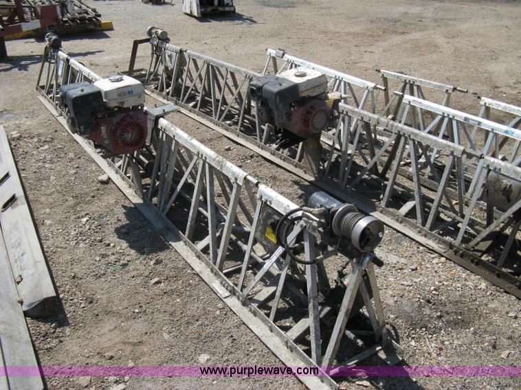 image for item B9560 (2) Terex/Morrison super screeds