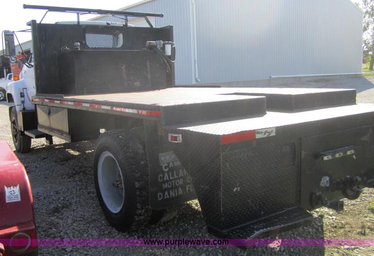 image for item C5016 1993 Chevrolet Kodiak C6500 flatbed truck