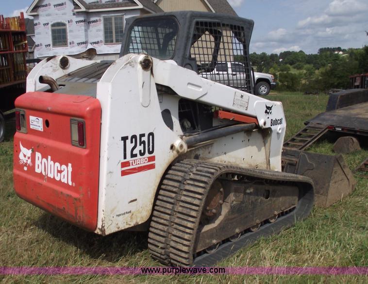 image for item C5553 Bobcat T250 Turbo skid steer