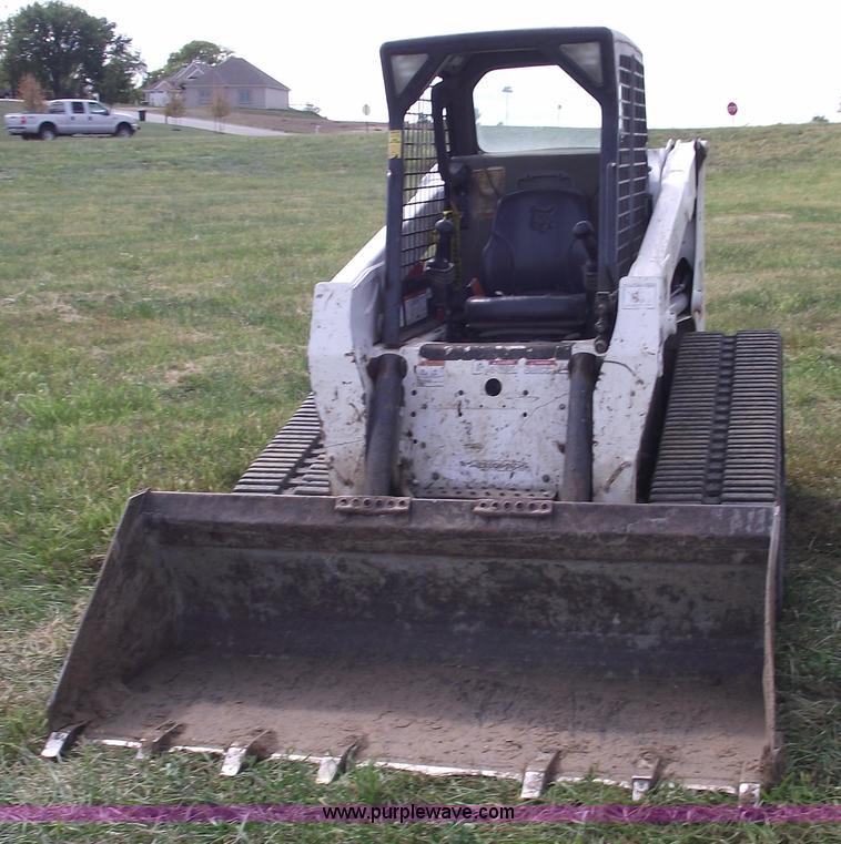 image for item C5553 Bobcat T250 Turbo skid steer