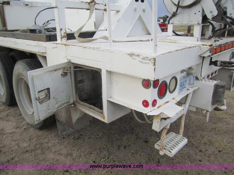 image for item C9754 1998 GMC C8500 bucket digger truck