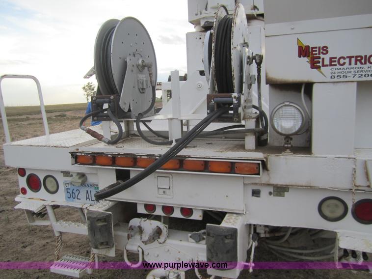 image for item C9754 1998 GMC C8500 bucket digger truck