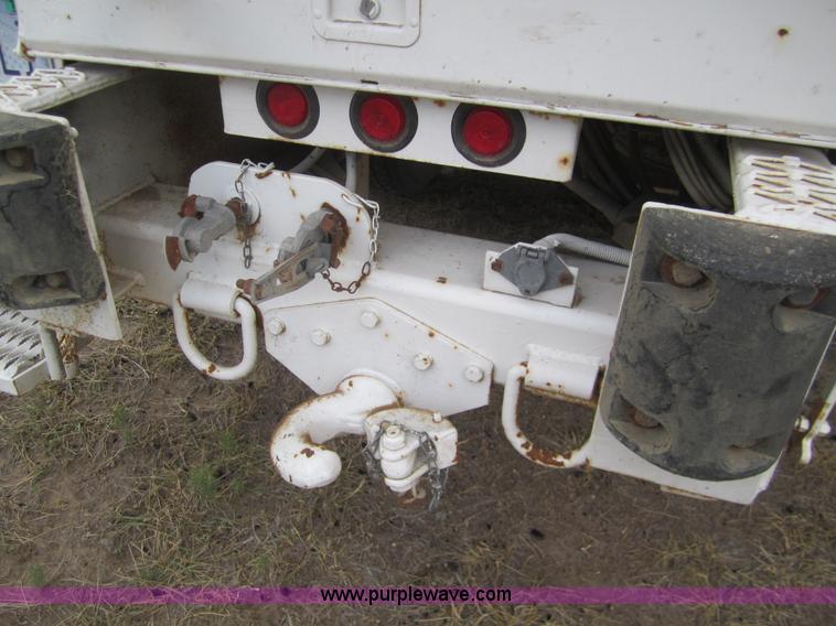 image for item C9754 1998 GMC C8500 bucket digger truck