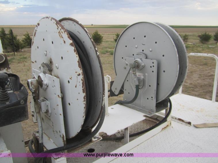 image for item C9754 1998 GMC C8500 bucket digger truck