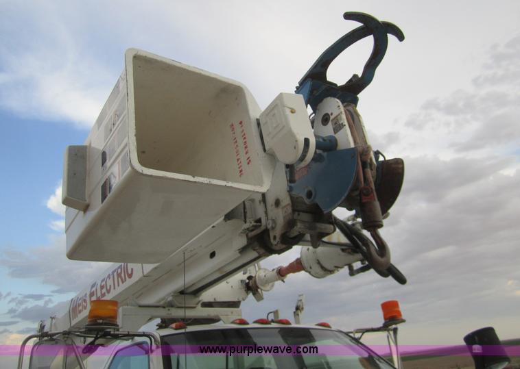 image for item C9754 1998 GMC C8500 bucket digger truck