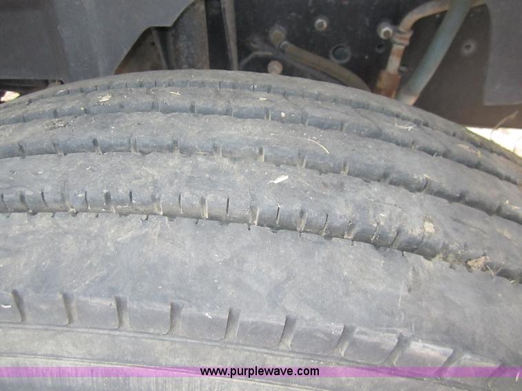 image for item C9754 1998 GMC C8500 bucket digger truck