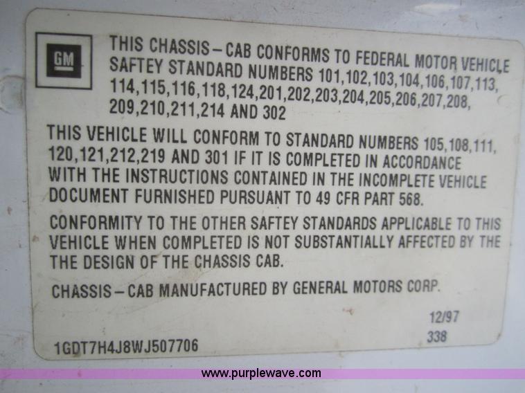 image for item C9754 1998 GMC C8500 bucket digger truck