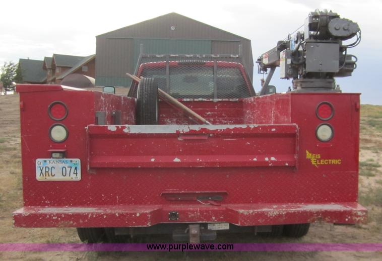 image for item C9755 2007 Chevrolet Silverado K3500HD service pickup truck