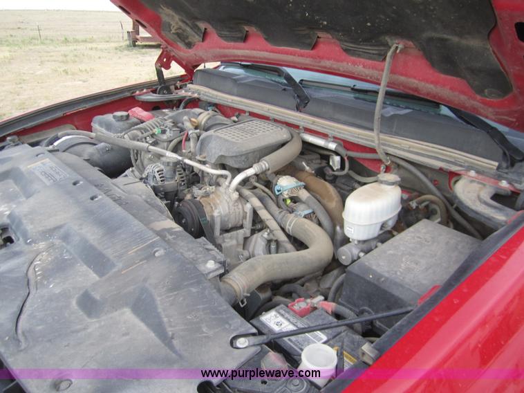 image for item C9755 2007 Chevrolet Silverado K3500HD service pickup truck