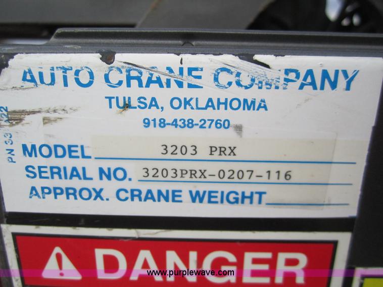 image for item C9755 2007 Chevrolet Silverado K3500HD service pickup truck