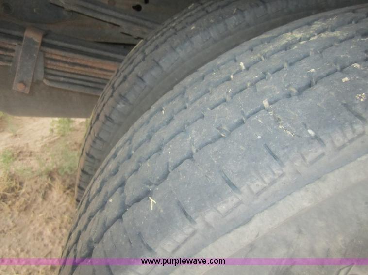 image for item C9755 2007 Chevrolet Silverado K3500HD service pickup truck