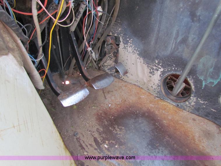 image for item D9034 1984 Manitou R522-4TC all terrain telehandler