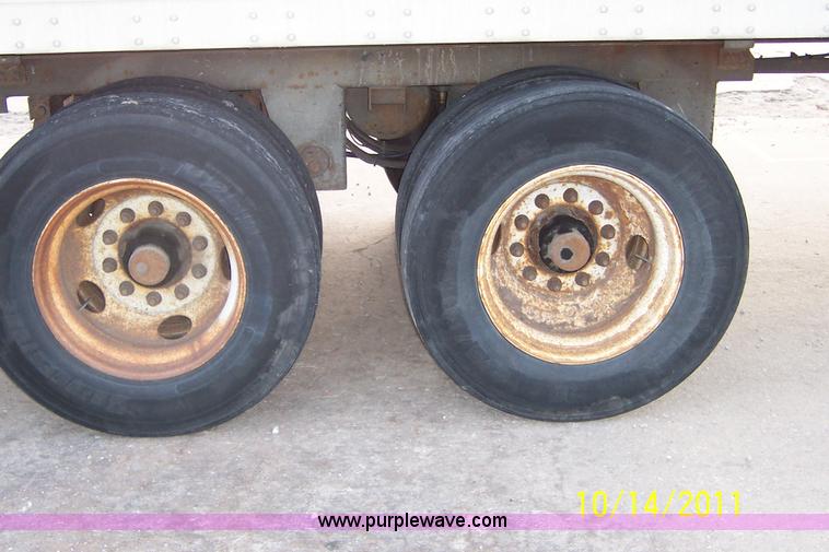 image for item A1488 1999 Great Dane 53' dry van trailer