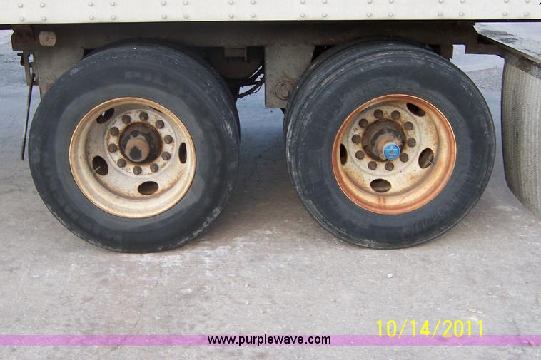 image for item A1488 1999 Great Dane 53' dry van trailer