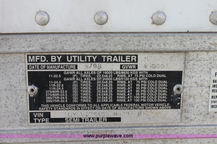 image for item A2900 1998 Utility 53' reefer trailer