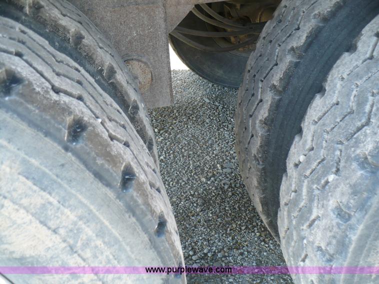 image for item A4882 1998 Ledwell 40' bulk feed trailer