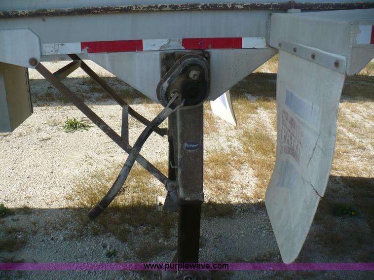 image for item A4882 1998 Ledwell 40' bulk feed trailer