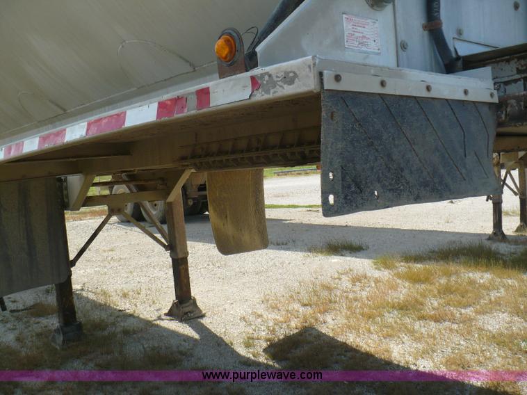 image for item A4883 1998 Ledwell 40' bulk feed trailer