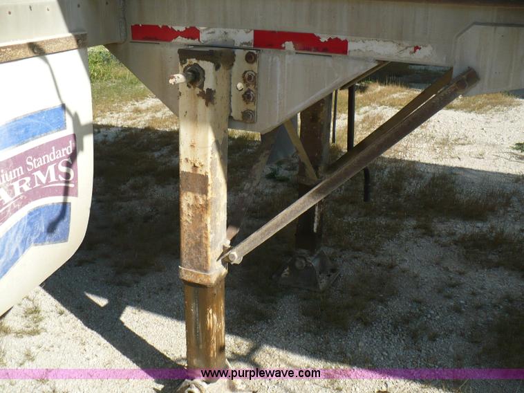 image for item A4883 1998 Ledwell 40' bulk feed trailer