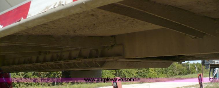 image for item A4883 1998 Ledwell 40' bulk feed trailer