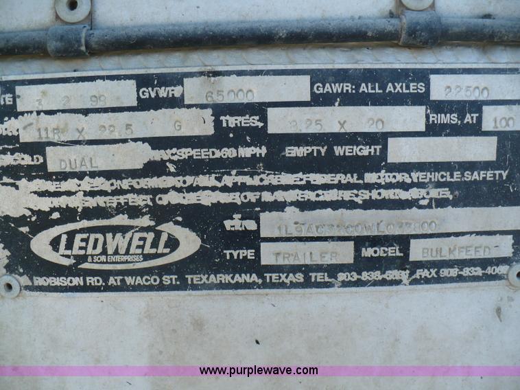 image for item A4883 1998 Ledwell 40' bulk feed trailer