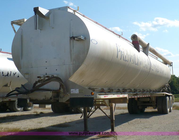 image for item A4884 1998 Ledwell 40' bulk feed trailer
