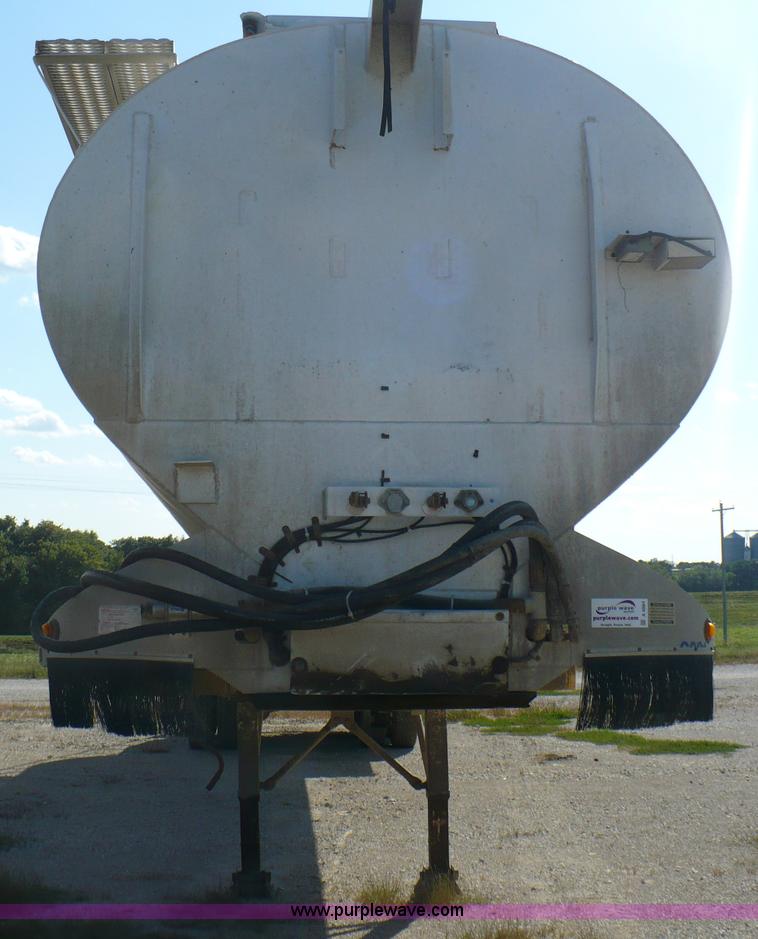 image for item A4884 1998 Ledwell 40' bulk feed trailer