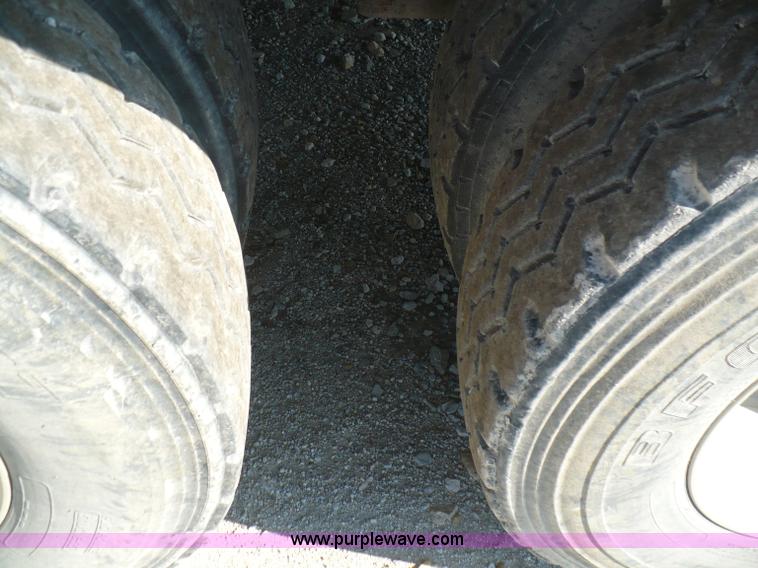 image for item A4884 1998 Ledwell 40' bulk feed trailer